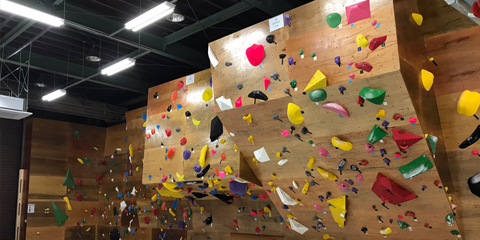 インスタ映え必至の135度壁！